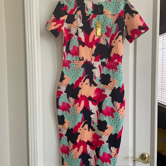NWT Alexia Admor Scuba MIDI Dress- Abstract Multi- Size Medium - Picture 4 of 6